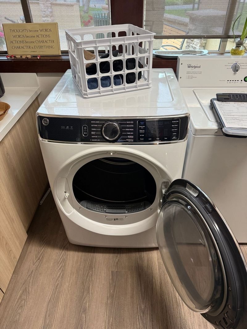Professional dryer repair service